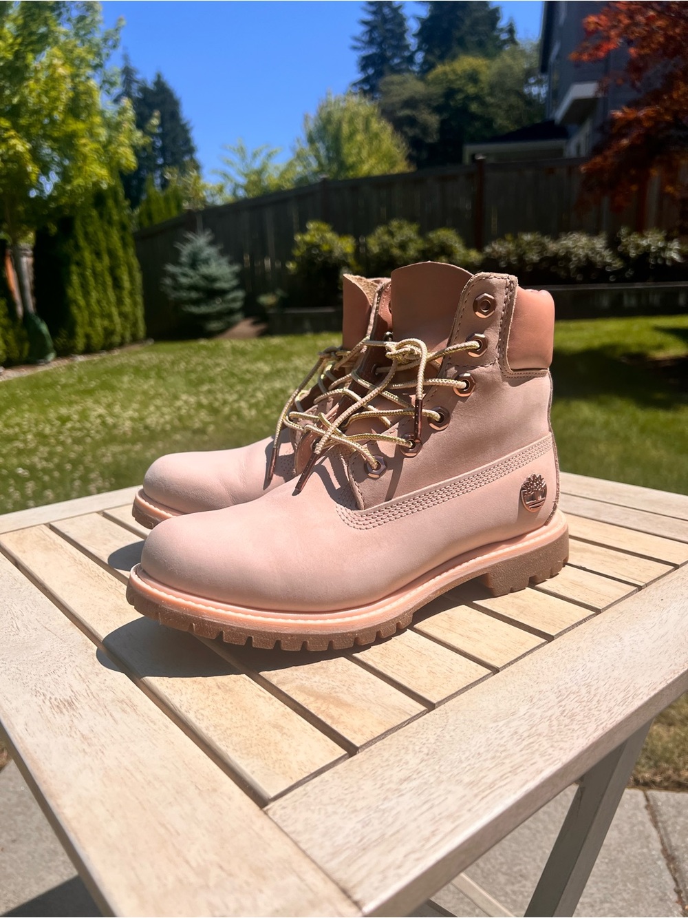 Timberland Women's Blush Pink Lace-Up Leather Boots US Size 7.5 Like New